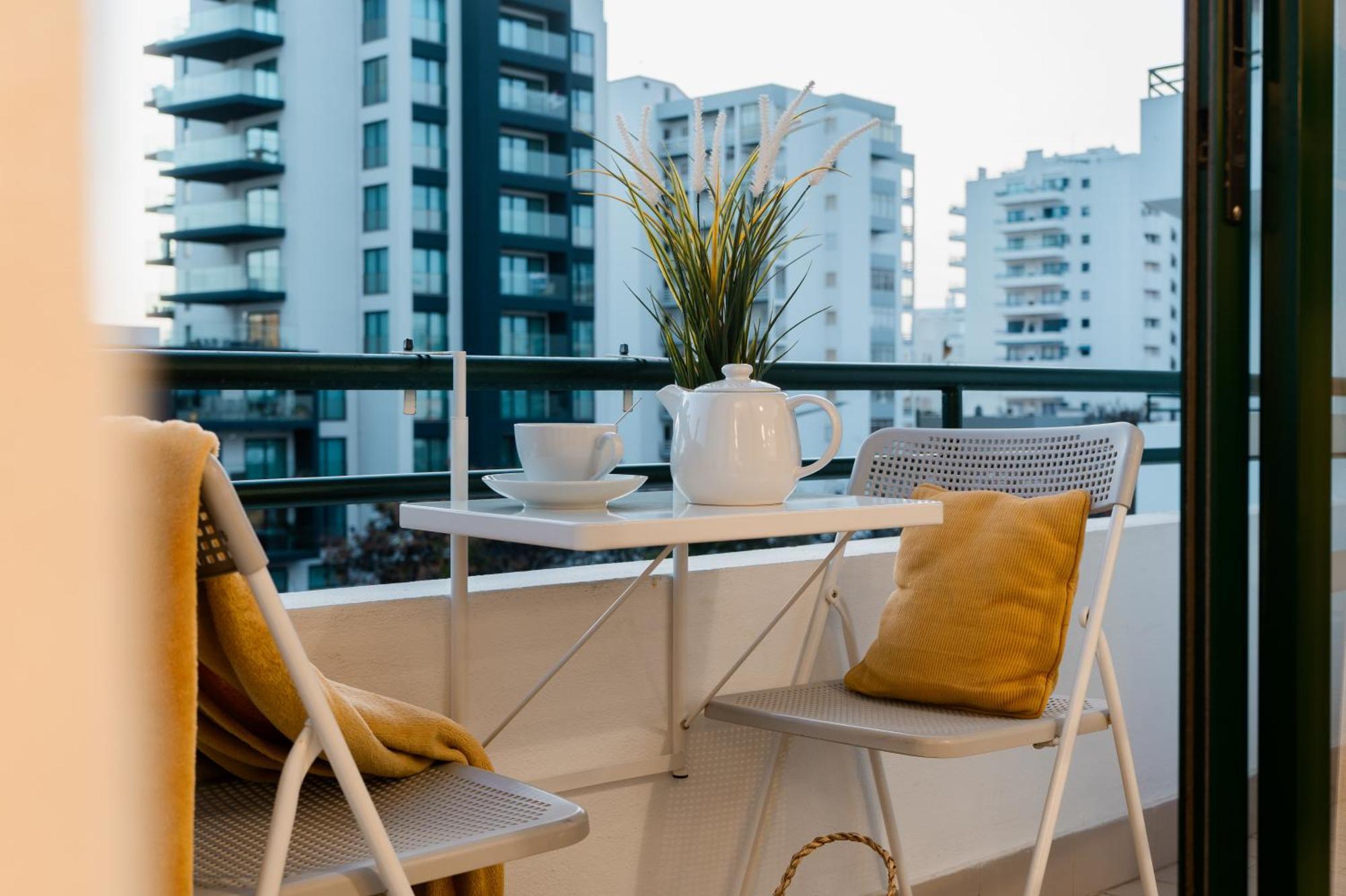 Comfort Zone Beach Apartment Quarteira Exteriör bild